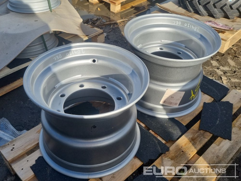 Unused Wacker Neuson Rim (2 of) - Tire: picture 1 Unused Wacker Neuson Rim (2 of) - Tire: picture 1