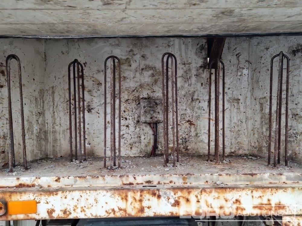 Concrete mixer truck Volvo 290: picture 34