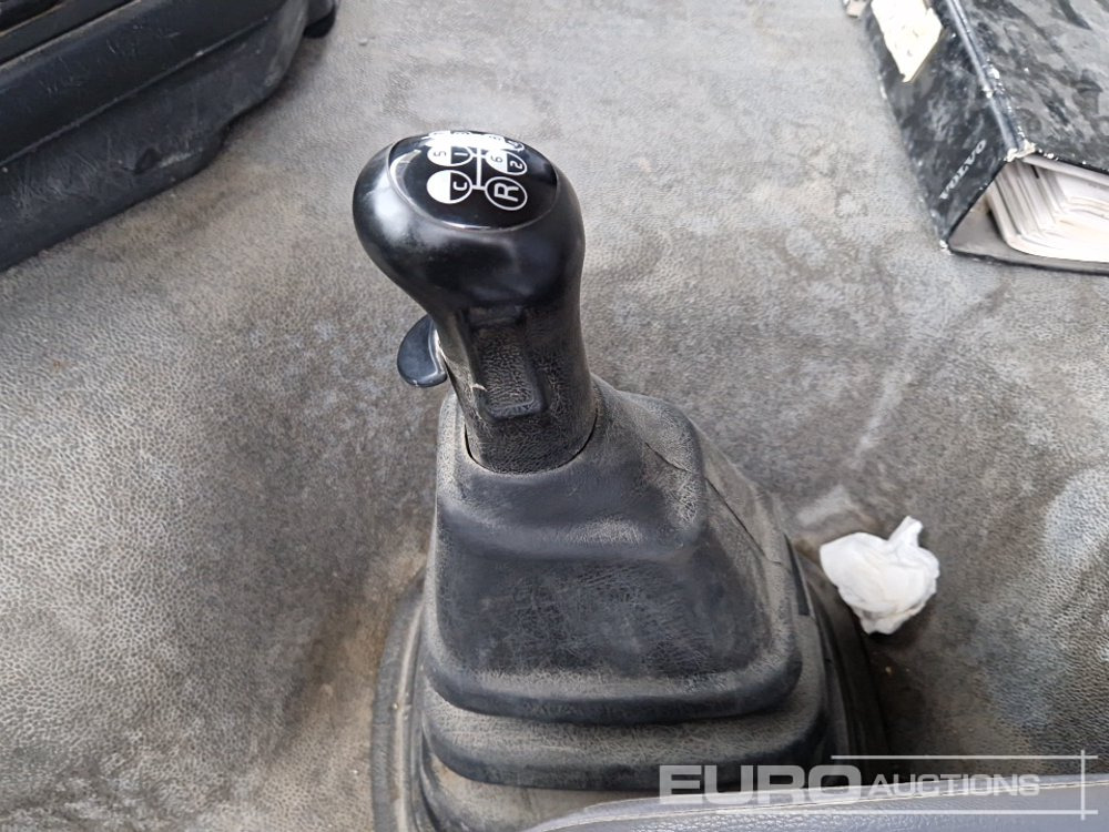 Concrete mixer truck Volvo 290: picture 45