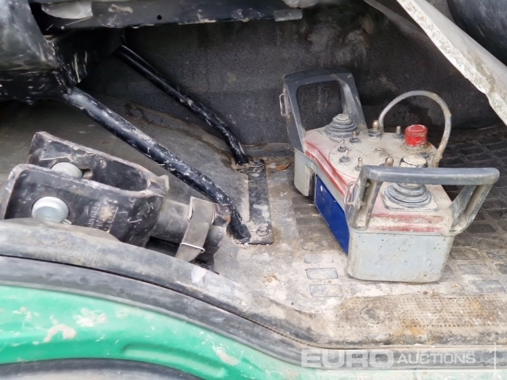 Concrete mixer truck Volvo 290: picture 42