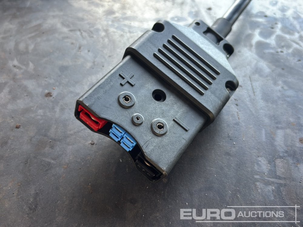 Construction equipment Wacker Neuson Charger: picture 7