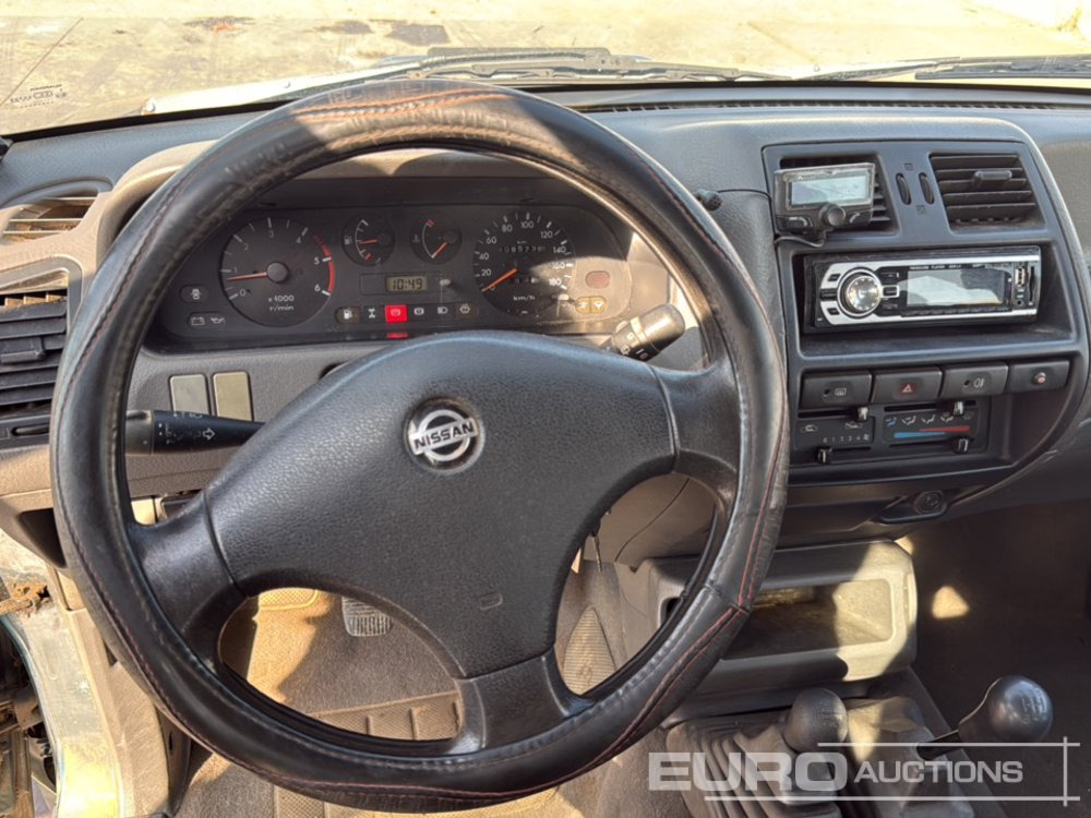SUV 1995 Nissan Terrano II: picture 24