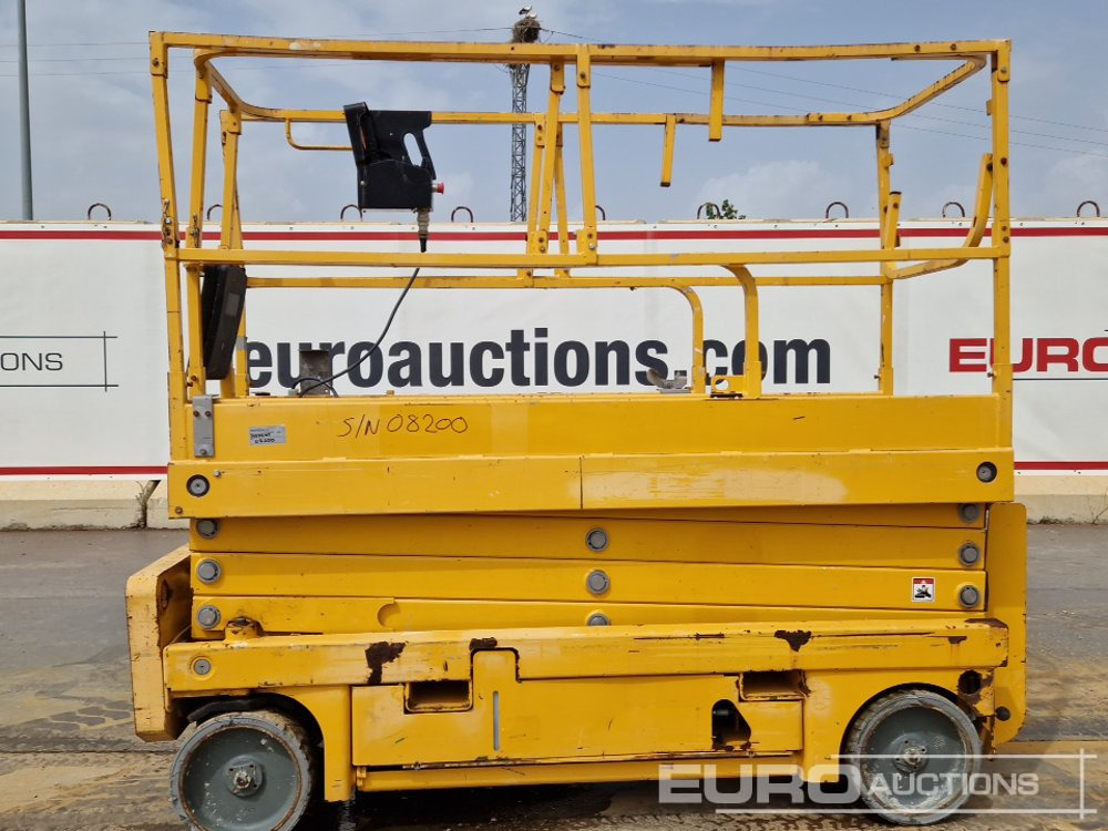 2016 Haulotte Compact 10N - Aerial platform: picture 2 2016 Haulotte Compact 10N - Aerial platform: picture 2