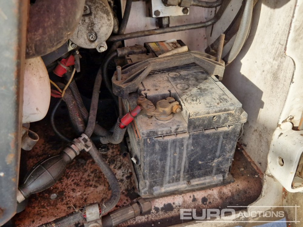 Skid steer loader Bobcat 553: picture 25