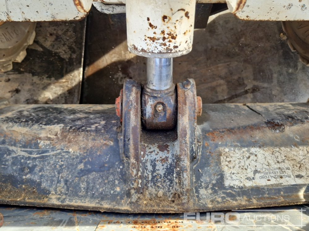 Skid steer loader Bobcat 553: picture 16