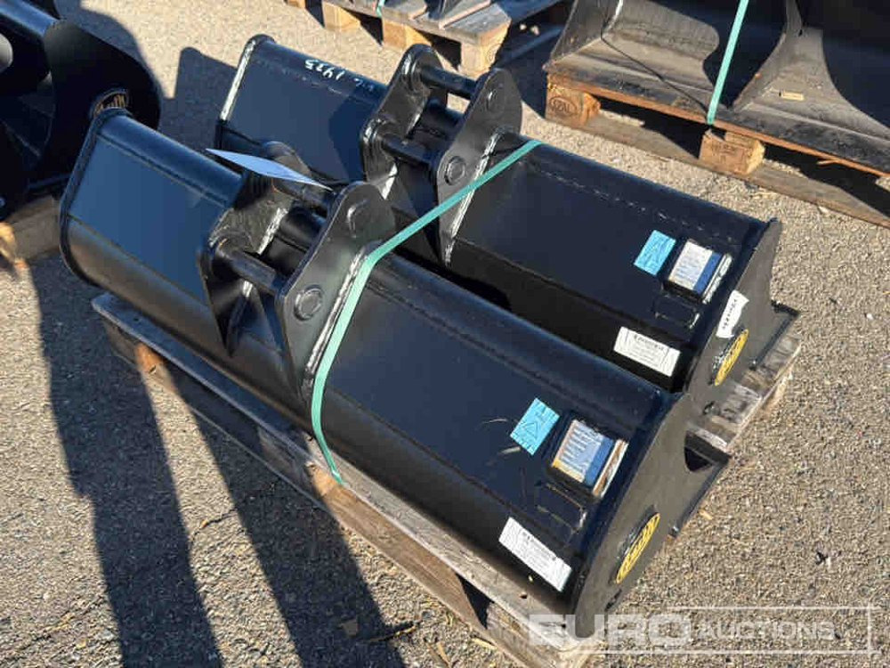 Geith Bucket G03R-1200-9919 to Suit MCR1009 (S/Ns 1165970, 1165957) (2 of) - Bucket: picture 4 Geith Bucket G03R-1200-9919 to Suit MCR1009 (S/Ns 1165970, 1165957) (2 of) - Bucket: picture 4