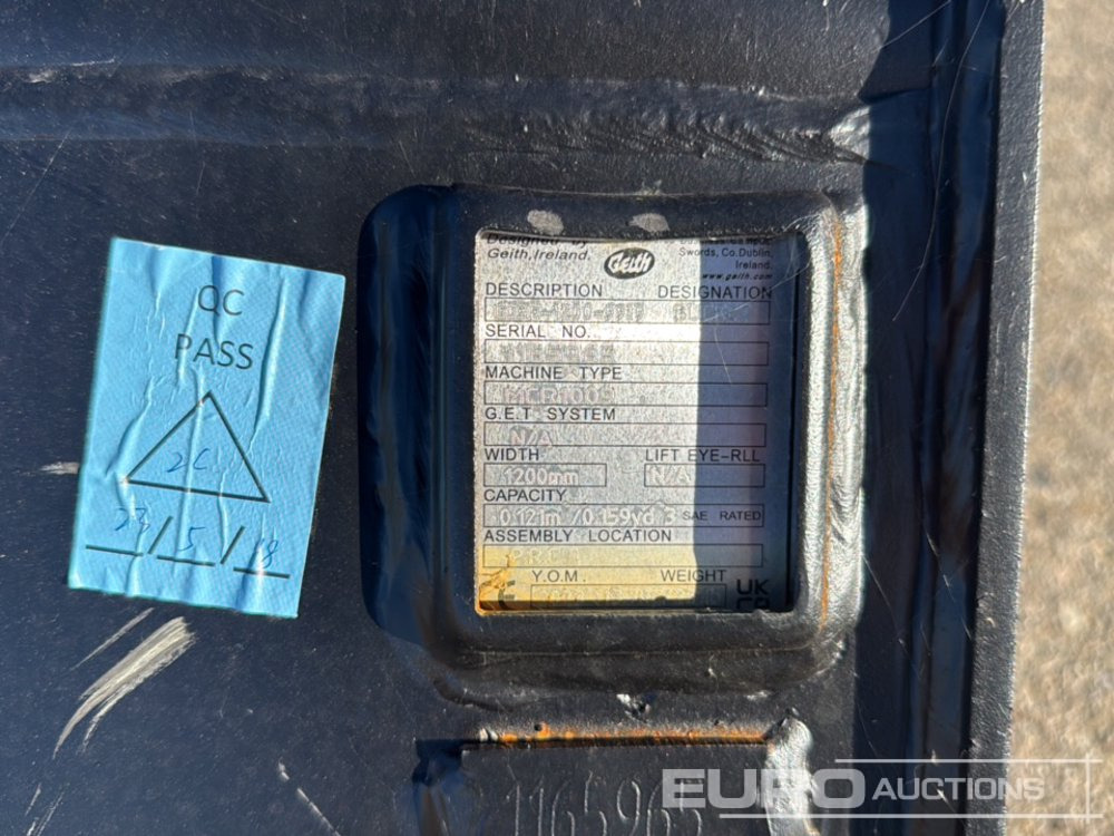 Geith Bucket G03R-1200-9919 to Suit MCR1009 (S/Ns 1165971, 1165965) (2 of) - Bucket: picture 5 Geith Bucket G03R-1200-9919 to Suit MCR1009 (S/Ns 1165971, 1165965) (2 of) - Bucket: picture 5