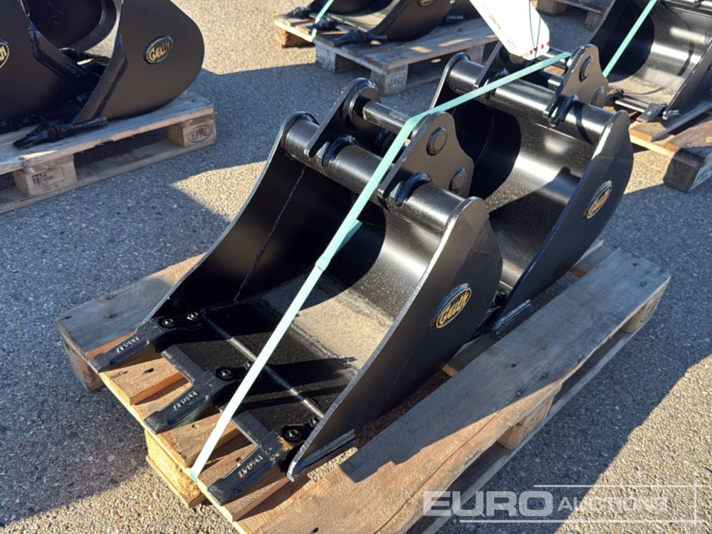 Geith Bucket H03-0450-11404 to Suit MCR1009 (S/Ns 1175044, 1175046) (2 of) - Bucket: picture 2 Geith Bucket H03-0450-11404 to Suit MCR1009 (S/Ns 1175044, 1175046) (2 of) - Bucket: picture 2