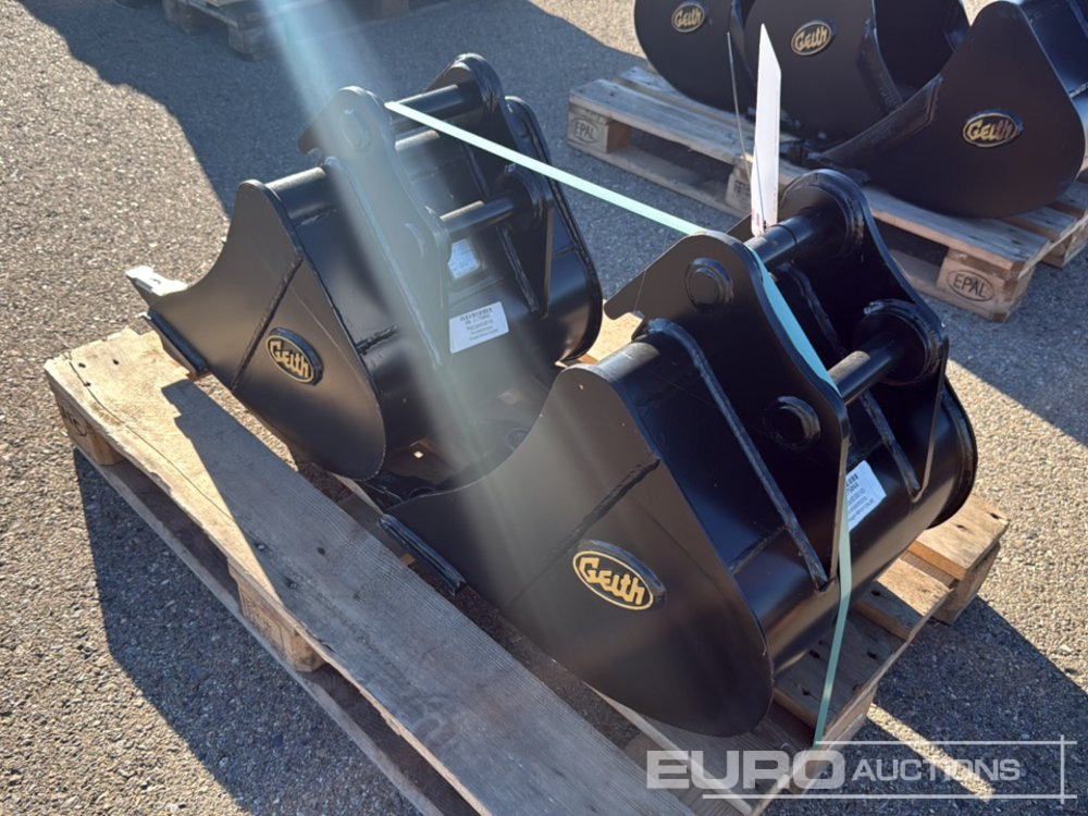 Geith Bucket H03-0450-11404 to Suit MCR1009 (S/Ns 1175044, 1175046) (2 of) - Bucket: picture 3 Geith Bucket H03-0450-11404 to Suit MCR1009 (S/Ns 1175044, 1175046) (2 of) - Bucket: picture 3