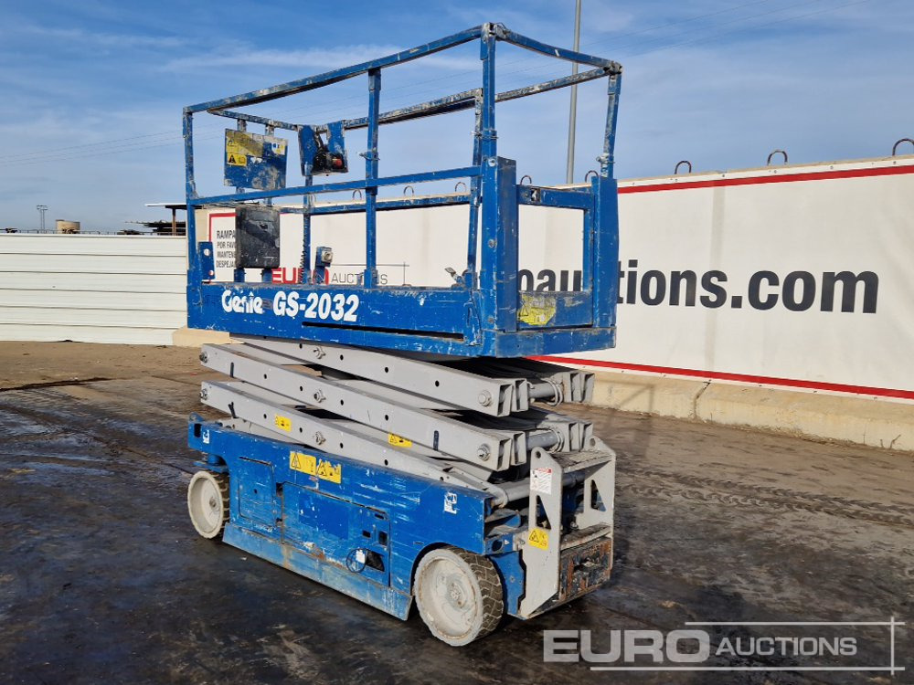 Genie GS-2032 - Aerial platform: picture 3 Genie GS-2032 - Aerial platform: picture 3