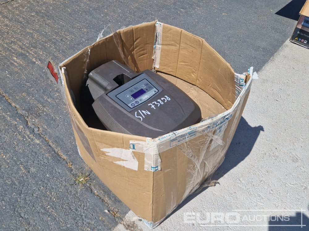 INTEX Inflatable Pool, Cover, PureSpa Cleaning Robot - Construction equipment: picture 3 INTEX Inflatable Pool, Cover, PureSpa Cleaning Robot - Construction equipment: picture 3