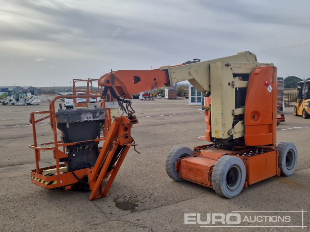JLG E300AJP - Articulated boom: picture 5 JLG E300AJP - Articulated boom: picture 5