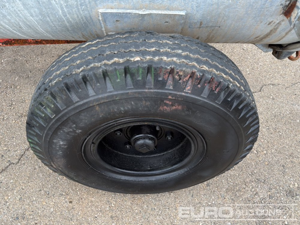 Single Axle Sprayer Tank - Construction equipment: picture 5 Single Axle Sprayer Tank - Construction equipment: picture 5