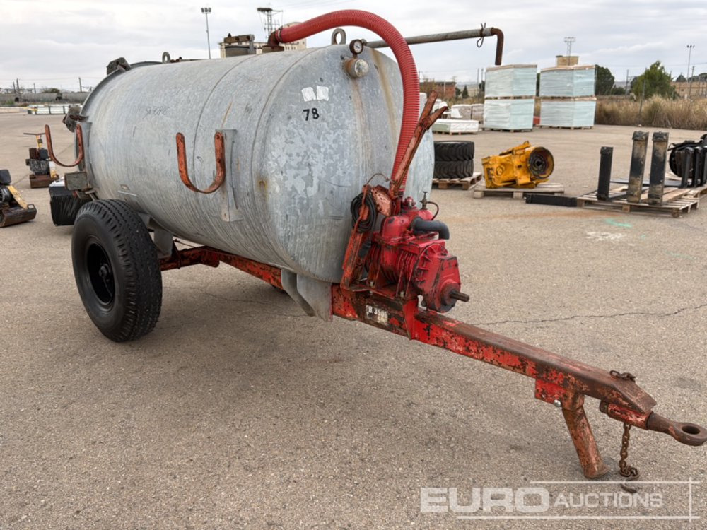 Single Axle Sprayer Tank - Construction equipment: picture 2 Single Axle Sprayer Tank - Construction equipment: picture 2