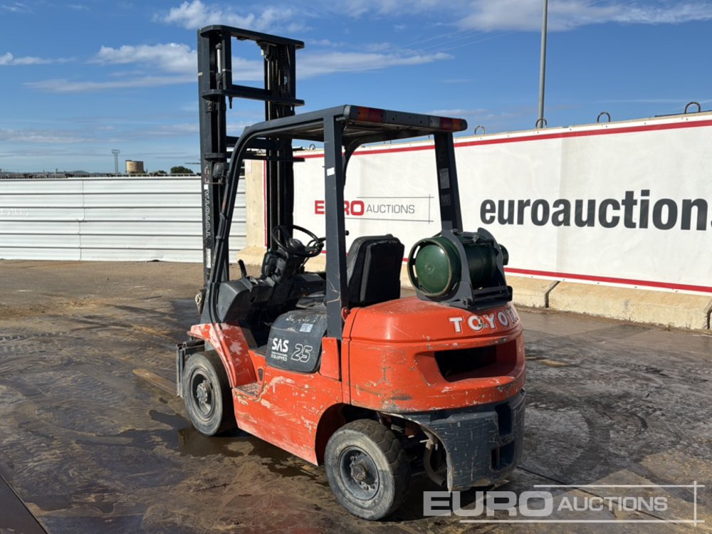 Toyota 427FGF25 - Forklift: picture 3 Toyota 427FGF25 - Forklift: picture 3