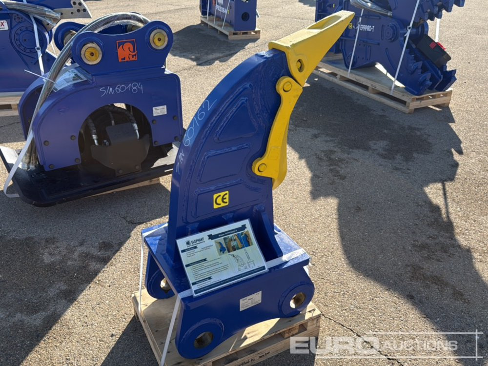 Unused 2025 Elephant RIPPER320-N - Bucket: picture 1 Unused 2025 Elephant RIPPER320-N - Bucket: picture 1
