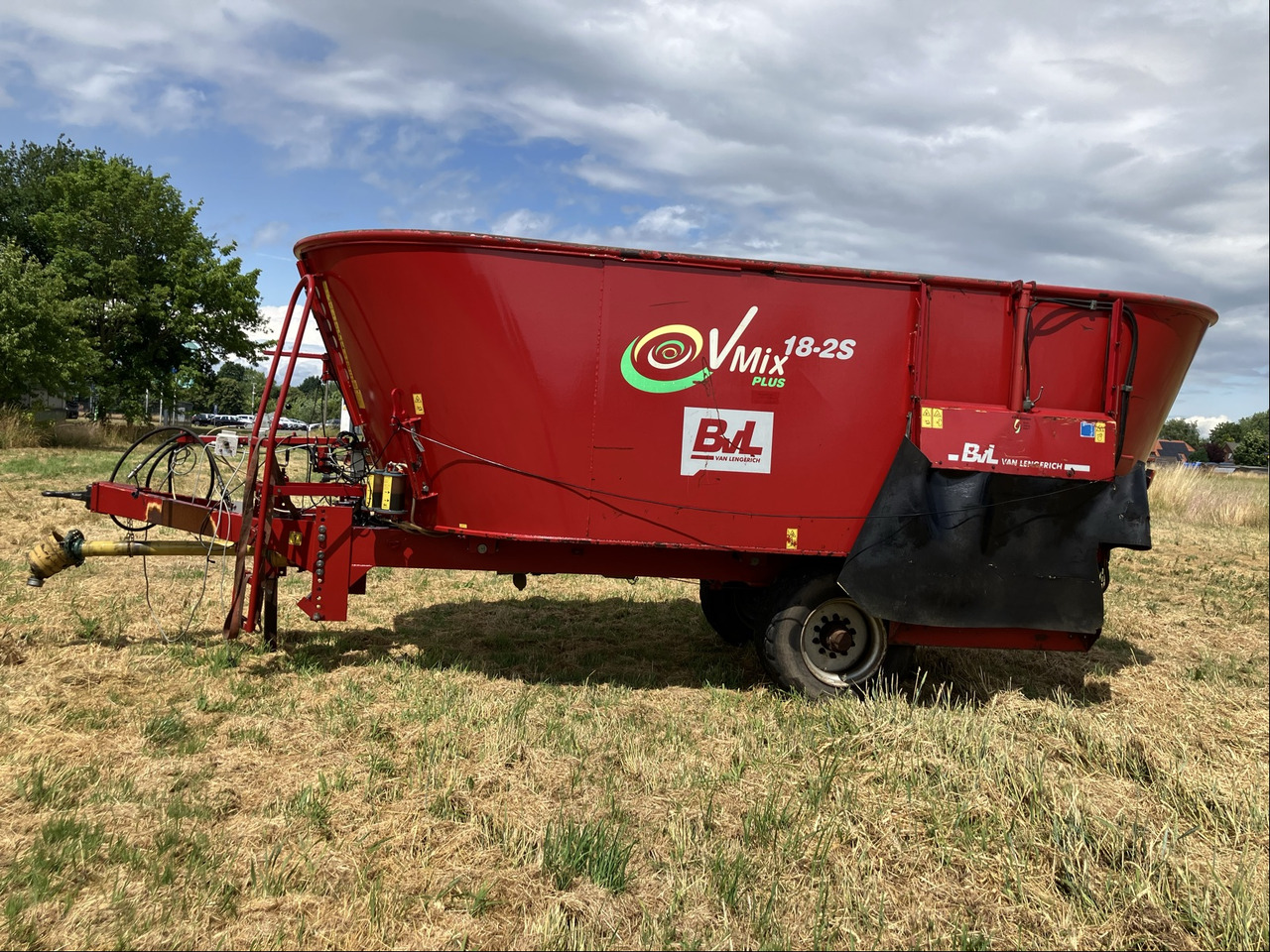 BVL Futtermischwagen V-Mix 18 2S - Forage mixer wagon: picture 1 BVL Futtermischwagen V-Mix 18 2S - Forage mixer wagon: picture 1