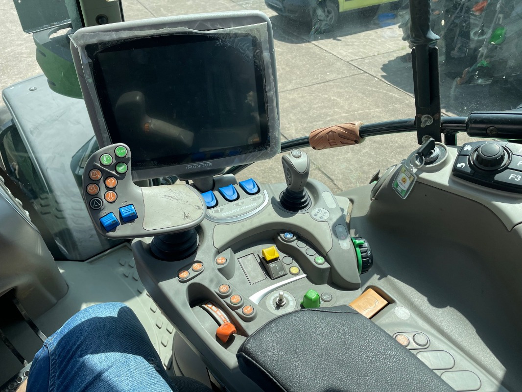 Deutz-Fahr Agrotron 7250 TTV - Farm tractor: picture 4 Deutz-Fahr Agrotron 7250 TTV - Farm tractor: picture 4