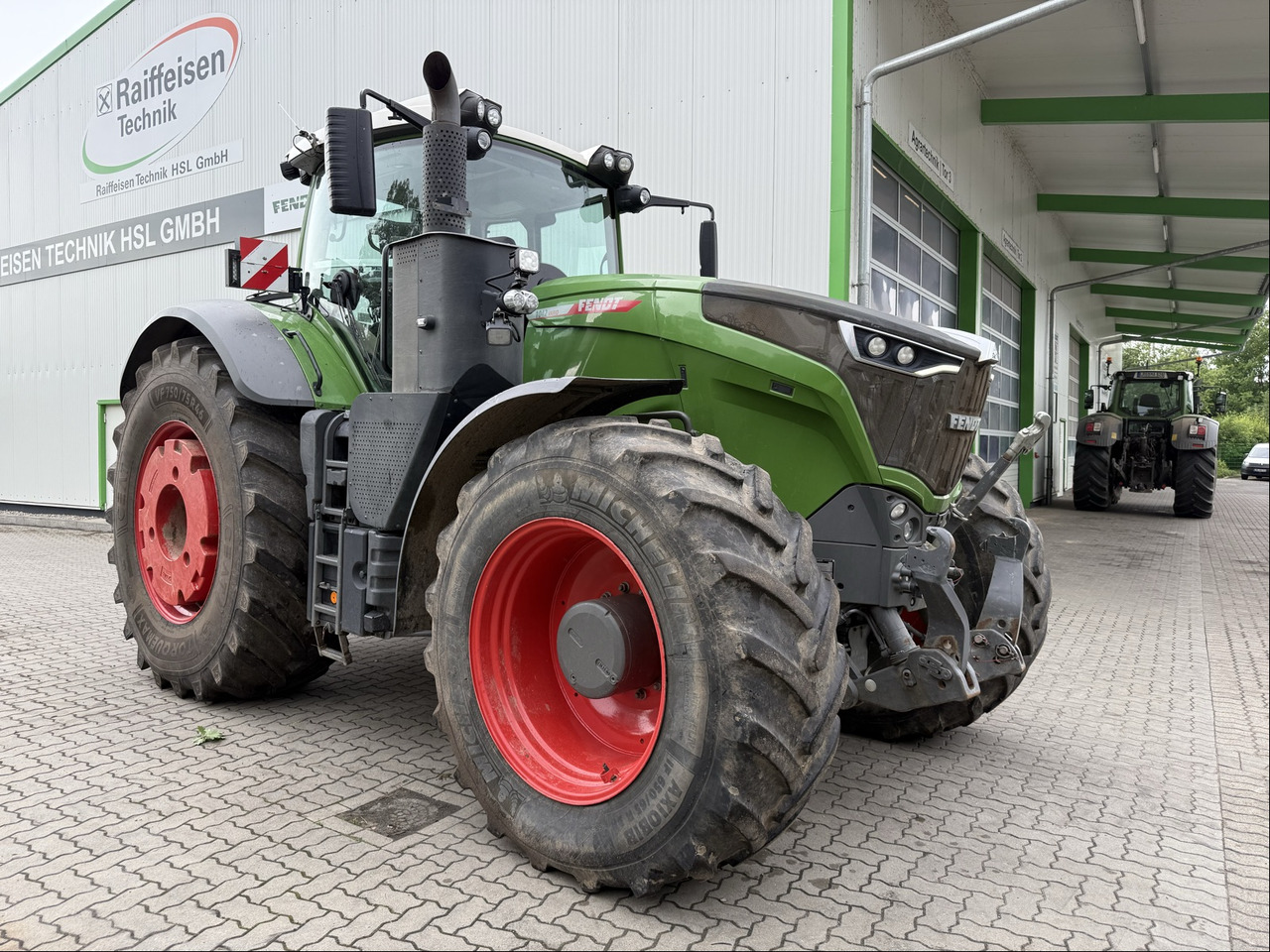 Fendt 1042 Vario Gen2 ProfiPlus - Farm tractor: picture 2 Fendt 1042 Vario Gen2 ProfiPlus - Farm tractor: picture 2