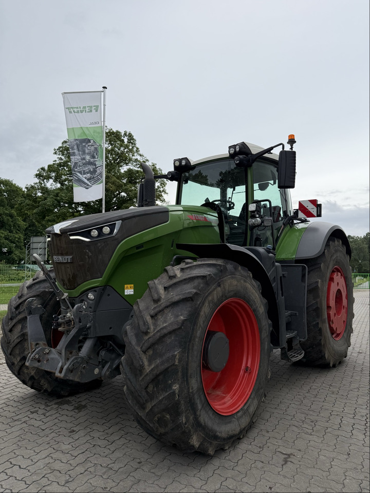 Fendt 1042 Vario Gen2 ProfiPlus - Farm tractor: picture 1 Fendt 1042 Vario Gen2 ProfiPlus - Farm tractor: picture 1