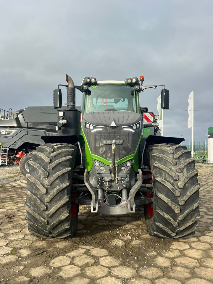 Fendt 1046 Vario Gen2 ProfiPlus - Farm tractor: picture 4 Fendt 1046 Vario Gen2 ProfiPlus - Farm tractor: picture 4