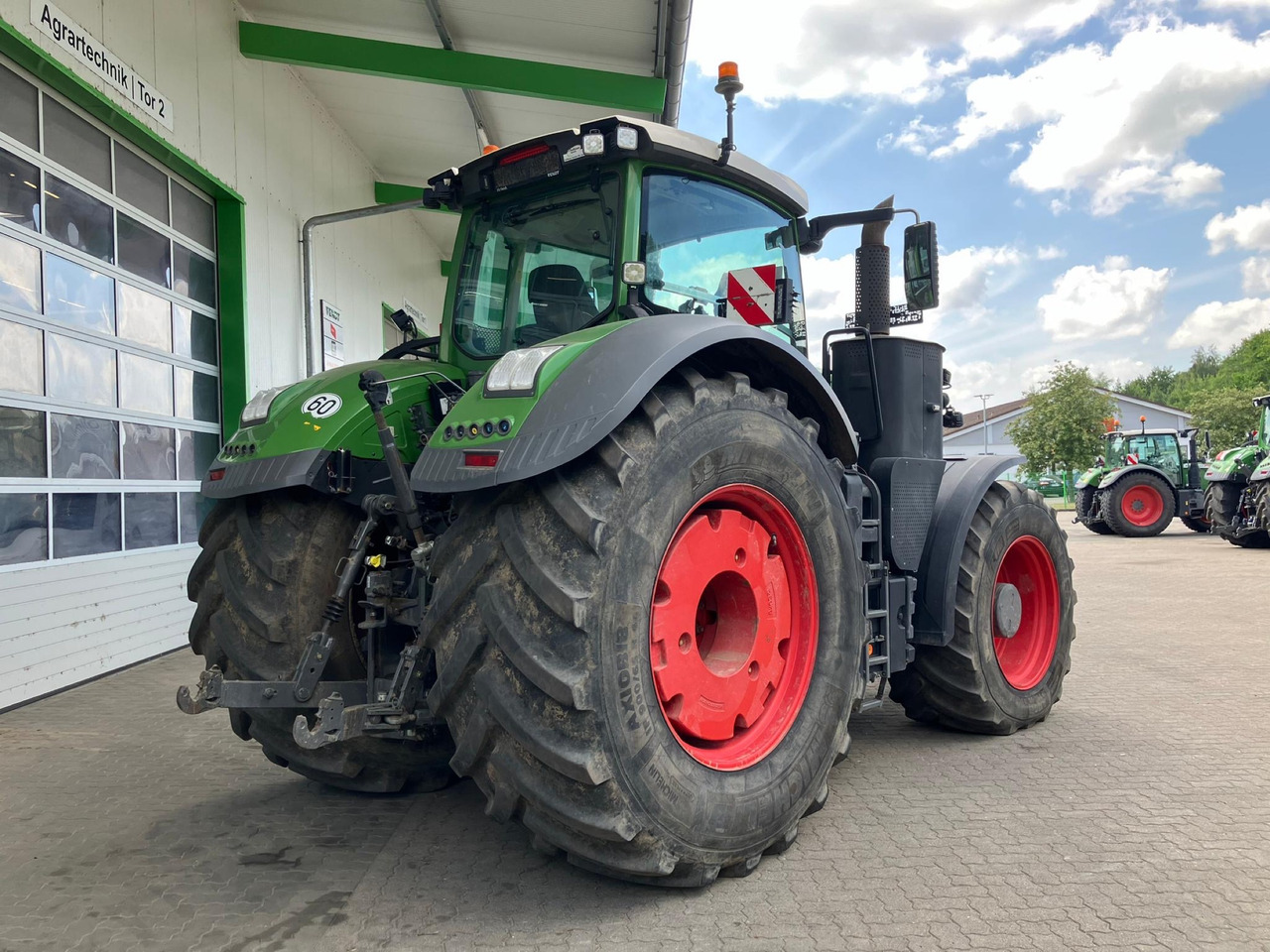 Fendt 1050 Vario Gen2 Profi Plus - Farm tractor: picture 5 Fendt 1050 Vario Gen2 Profi Plus - Farm tractor: picture 5