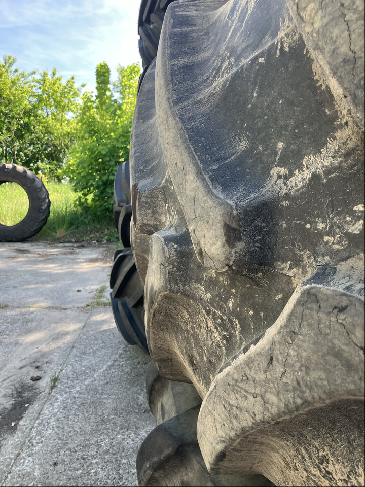 Fendt 600/70R34 710/75R42 - Wheels and tires: picture 4 Fendt 600/70R34 710/75R42 - Wheels and tires: picture 4