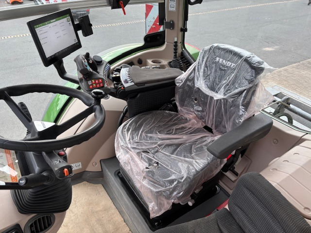 Fendt 618 Vario Power Setting2 - Farm tractor: picture 4 Fendt 618 Vario Power Setting2 - Farm tractor: picture 4
