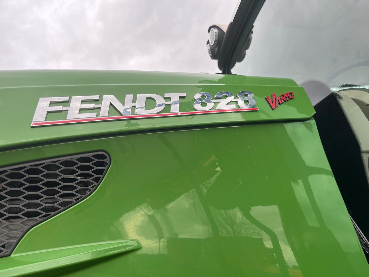 Fendt 828 Vario S4 ProfiPlus Garantie - Farm tractor: picture 3 Fendt 828 Vario S4 ProfiPlus Garantie - Farm tractor: picture 3