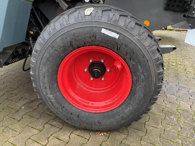 Fendt Rotana 130 F - 25 Messer - - Hay and forage equipment: picture 3 Fendt Rotana 130 F - 25 Messer - - Hay and forage equipment: picture 3