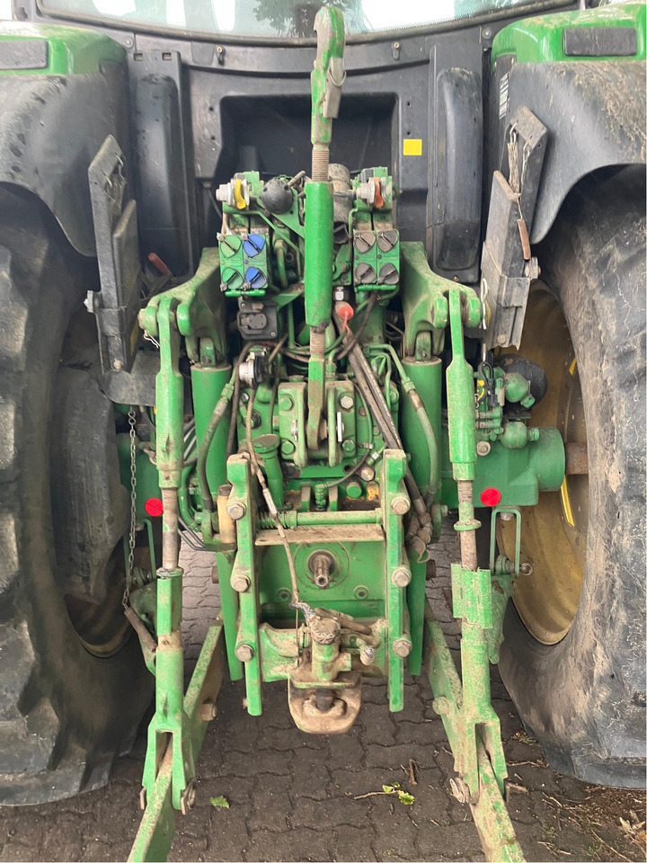 John Deere 6170 R AutoPower - Farm tractor: picture 5 John Deere 6170 R AutoPower - Farm tractor: picture 5