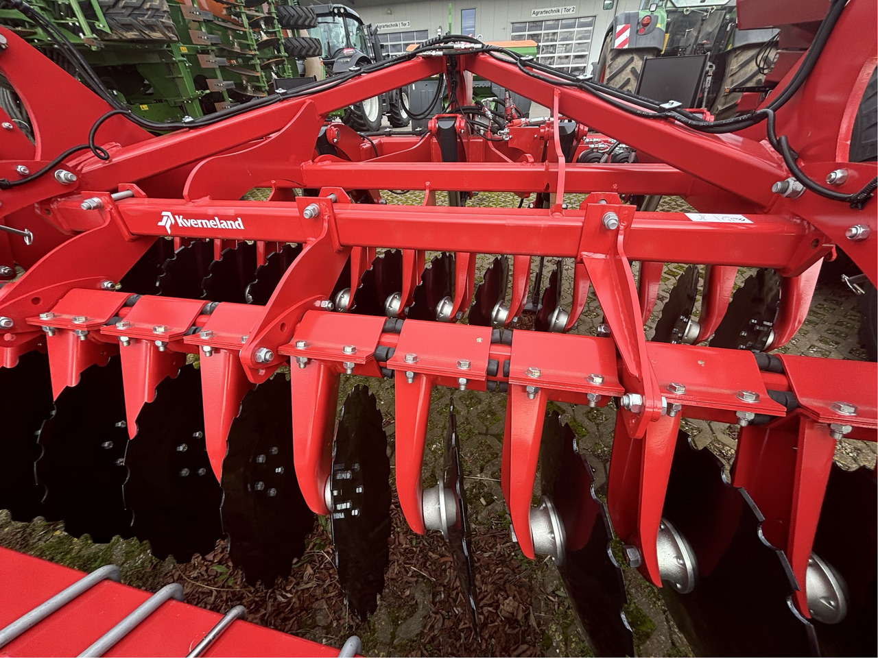 Kverneland DTX T300-5 Standard AR - Soil tillage equipment: picture 5 Kverneland DTX T300-5 Standard AR - Soil tillage equipment: picture 5
