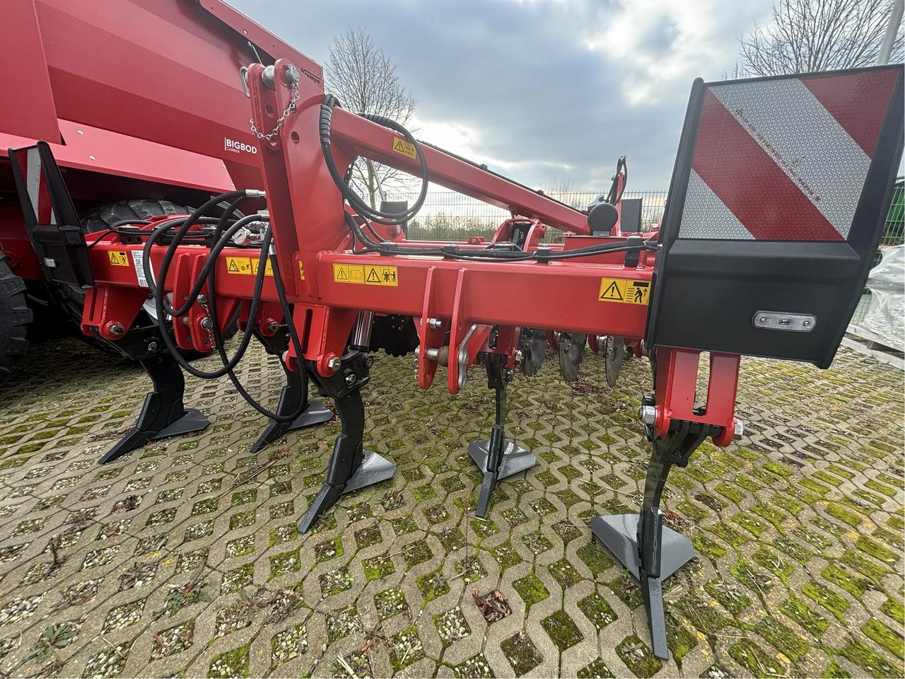Kverneland DTX T300-5 Standard AR - Soil tillage equipment: picture 1 Kverneland DTX T300-5 Standard AR - Soil tillage equipment: picture 1