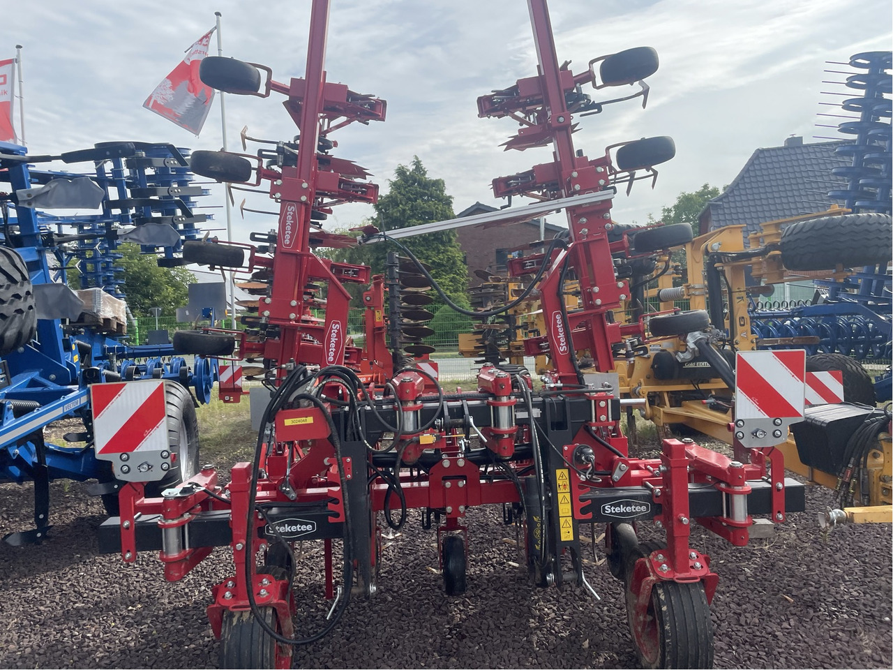 Lemken EC Weeder - Beet harvester: picture 2 Lemken EC Weeder - Beet harvester: picture 2