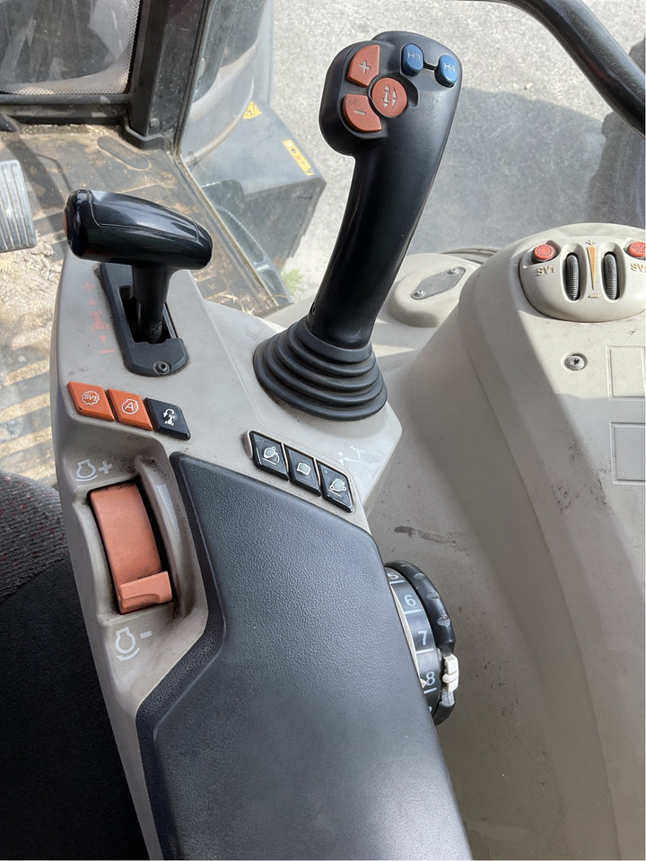 Farm tractor Massey Ferguson 6614 Dyna 6: picture 8