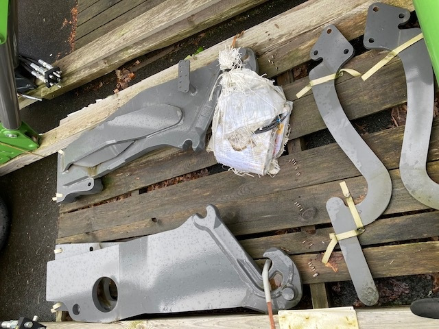 Stoll Frontlader Profil. FZ 46-33.1 - Front loader for tractor: picture 3 Stoll Frontlader Profil. FZ 46-33.1 - Front loader for tractor: picture 3