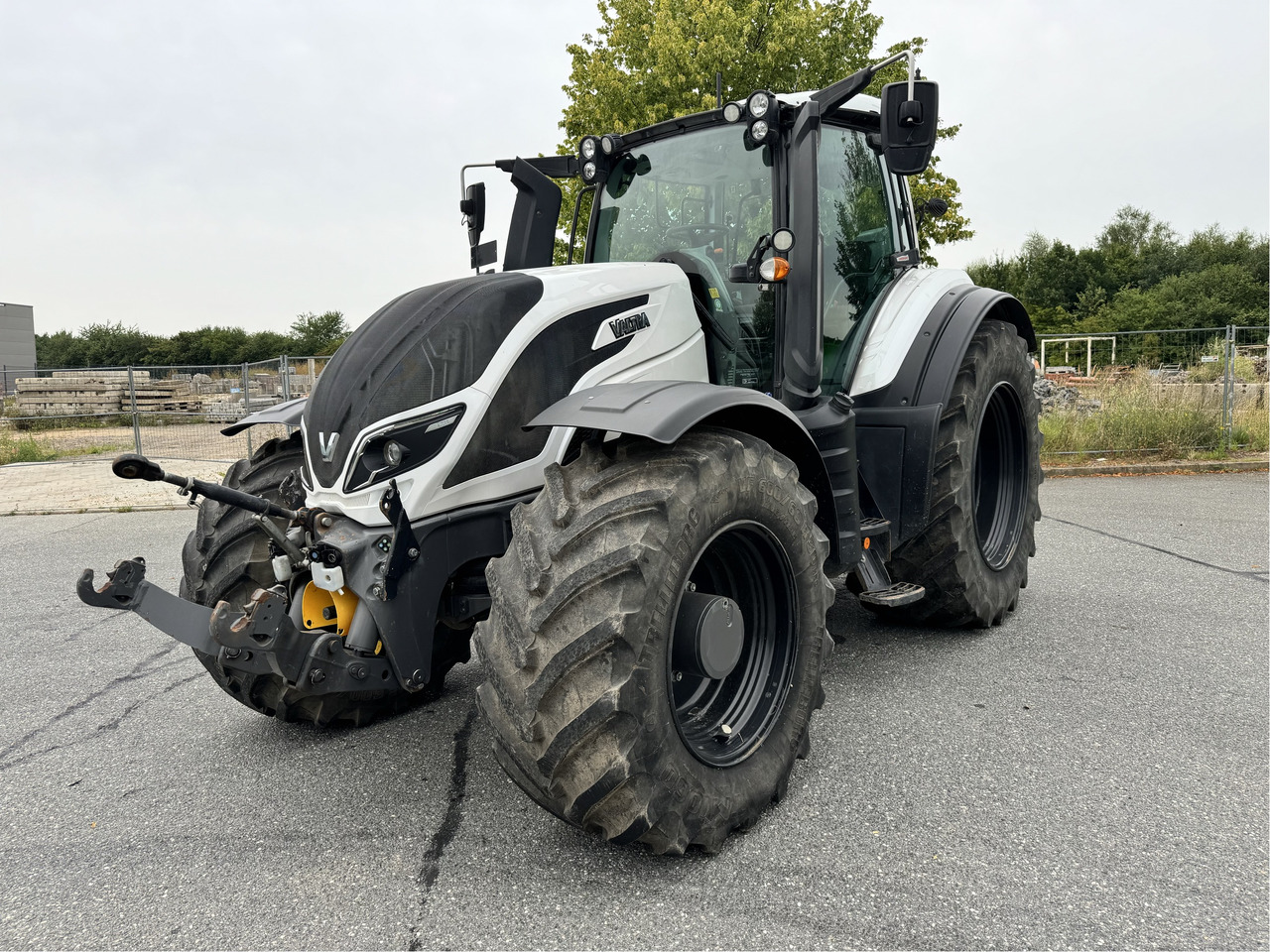 Valtra T234D SmartTouch MR19 - Farm tractor: picture 1 Valtra T234D SmartTouch MR19 - Farm tractor: picture 1