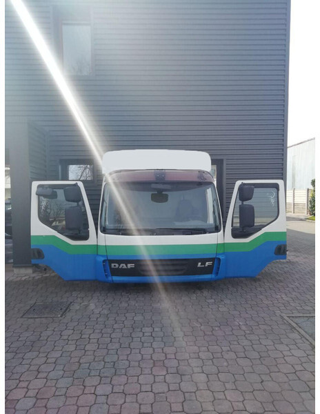 DAF LF45 LF55 Euro 5 - Cab and interior for Truck: picture 3 DAF LF45 LF55 Euro 5 - Cab and interior for Truck: picture 3