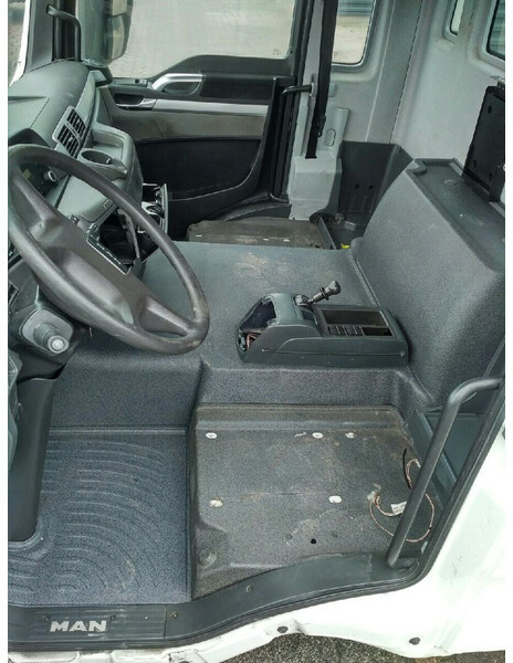 MAN TGS EURO 5 - Cab and interior for Truck: picture 3 MAN TGS EURO 5 - Cab and interior for Truck: picture 3