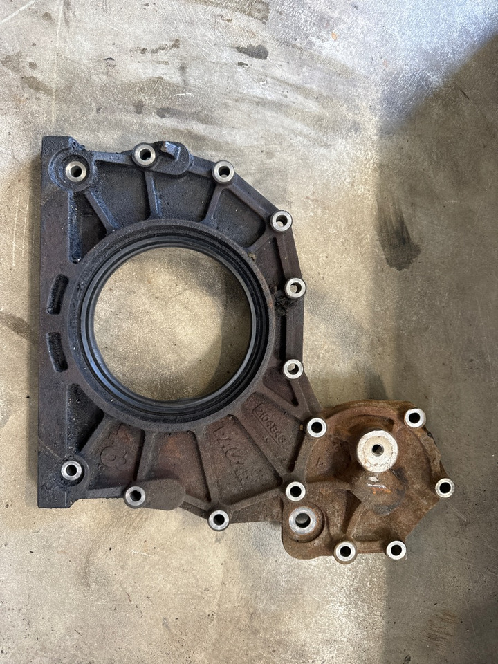 DAF ENGINE COVER 2184209 - Engine and parts for Truck: picture 1 DAF ENGINE COVER 2184209 - Engine and parts for Truck: picture 1