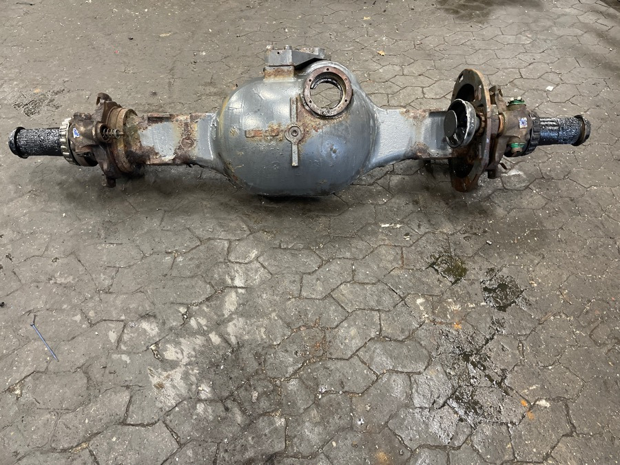 IVECO AXLE CASE 42127640 - Axle and parts for Truck: picture 1 IVECO AXLE CASE 42127640 - Axle and parts for Truck: picture 1