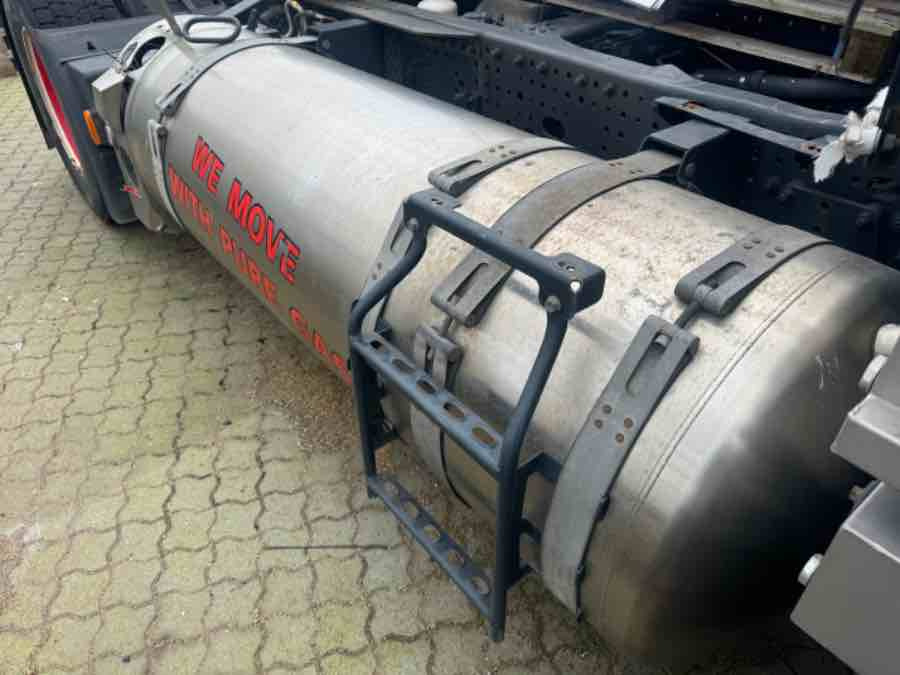 IVECO GAS / LNG SYSTEM TANK 5802695662 - Fuel system for Truck: picture 2 IVECO GAS / LNG SYSTEM TANK 5802695662 - Fuel system for Truck: picture 2