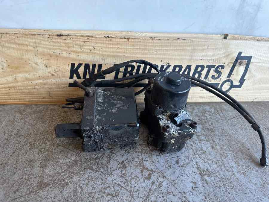 MAN CAB TILT PUMP 85.41723-6019 + 85.41723-6022 - Cab and interior for Truck: picture 1 MAN CAB TILT PUMP 85.41723-6019 + 85.41723-6022 - Cab and interior for Truck: picture 1