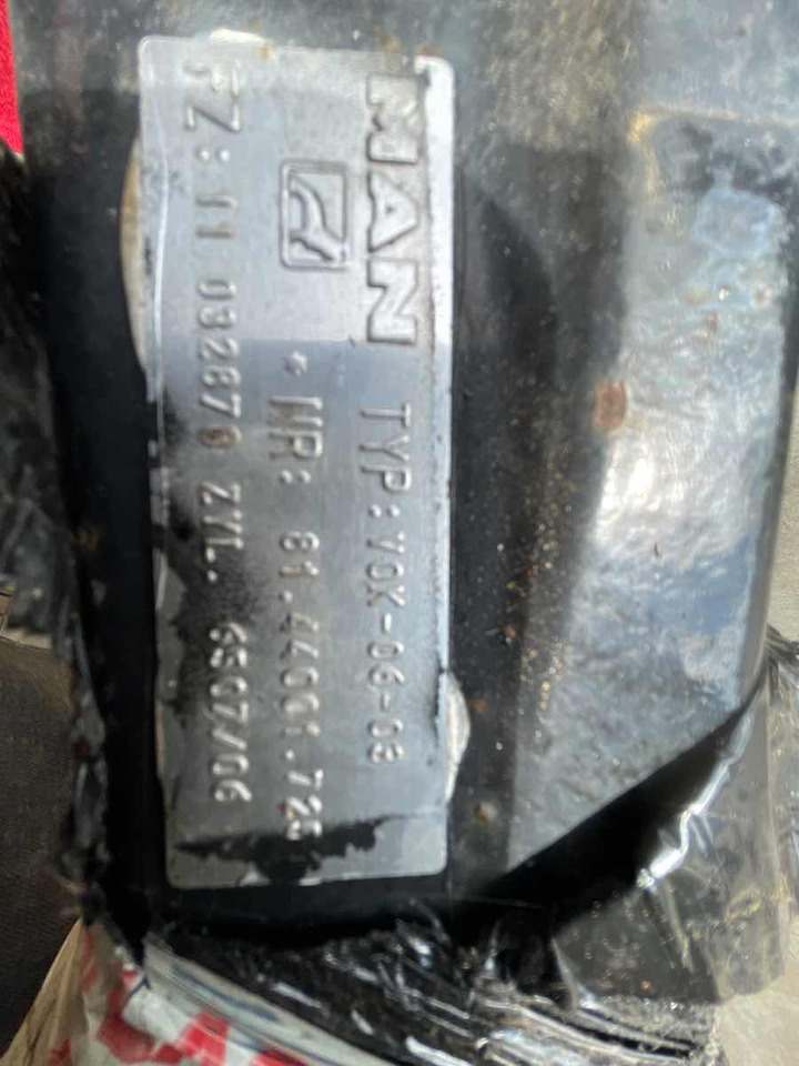 MAN FRONT AXLE VOK-06 // 81.44101-0183 - Axle and parts for Truck: picture 2 MAN FRONT AXLE VOK-06 // 81.44101-0183 - Axle and parts for Truck: picture 2