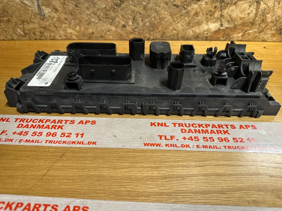 MERCEDES ECU SAM A0004467161 - Electrical system for Truck: picture 1 MERCEDES ECU SAM A0004467161 - Electrical system for Truck: picture 1