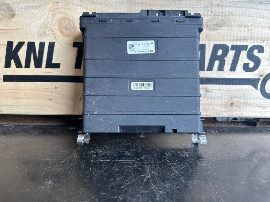 MERCEDES ECU XMC A0004464946 - Electrical system for Truck: picture 1 MERCEDES ECU XMC A0004464946 - Electrical system for Truck: picture 1