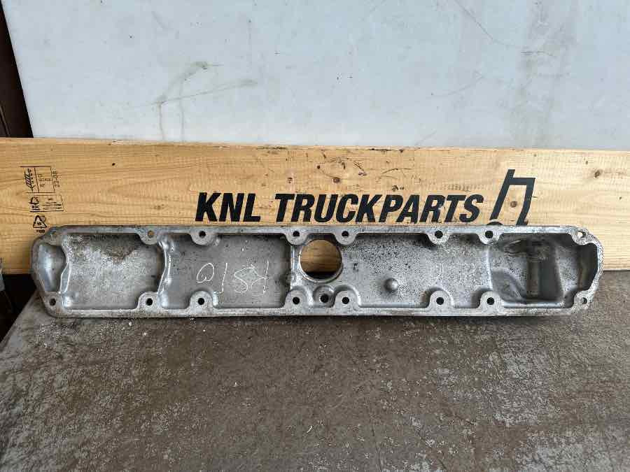 SCANIA ENGINE COVER 1900719 - Engine and parts for Truck: picture 2 SCANIA ENGINE COVER 1900719 - Engine and parts for Truck: picture 2