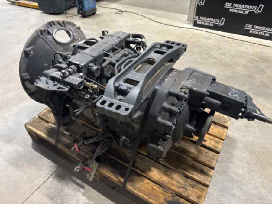 SCANIA GEARBOX GRSO925 MANUEL // 2866754 - Gearbox for Truck: picture 1 SCANIA GEARBOX GRSO925 MANUEL // 2866754 - Gearbox for Truck: picture 1