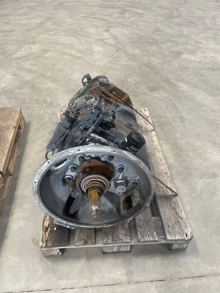 SCANIA GR900 manuel - Gearbox for Truck: picture 2 SCANIA GR900 manuel - Gearbox for Truck: picture 2