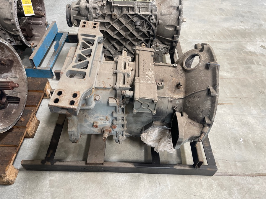 SCANIA GRS895 manuel - Gearbox for Truck: picture 1 SCANIA GRS895 manuel - Gearbox for Truck: picture 1